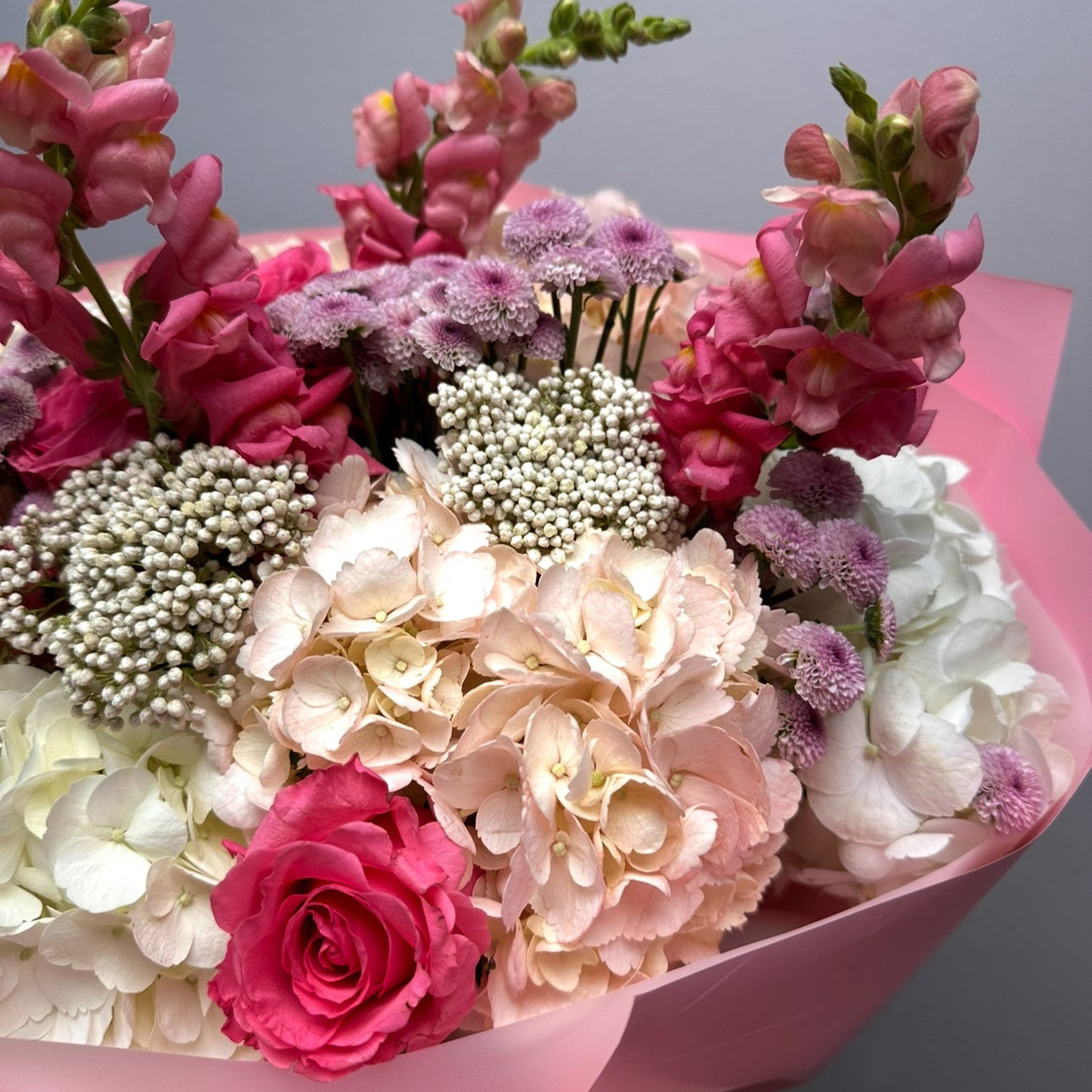 "Dear Mom" bouquet - fuchsia
