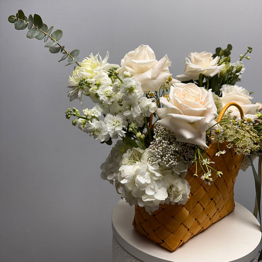 Blossom Tote- Ivory